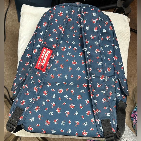 NEW SuperDry Helena Floral Montana Rucksack/Backpack - Picture 5 of 10